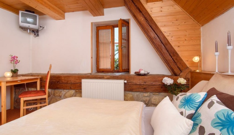HOTEL BELLA Praha - Pětilůžkový pokoj