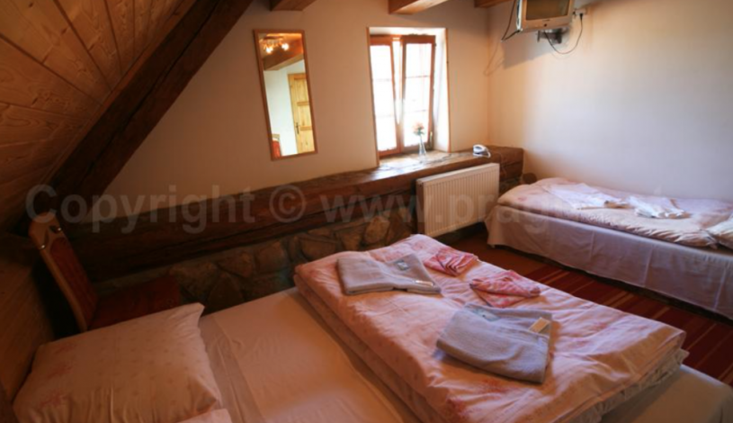 HOTEL BELLA Praha - Pokoj pro 3 osoby
