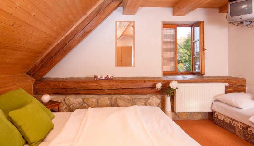 HOTEL BELLA Praha - Pětilůžkový pokoj